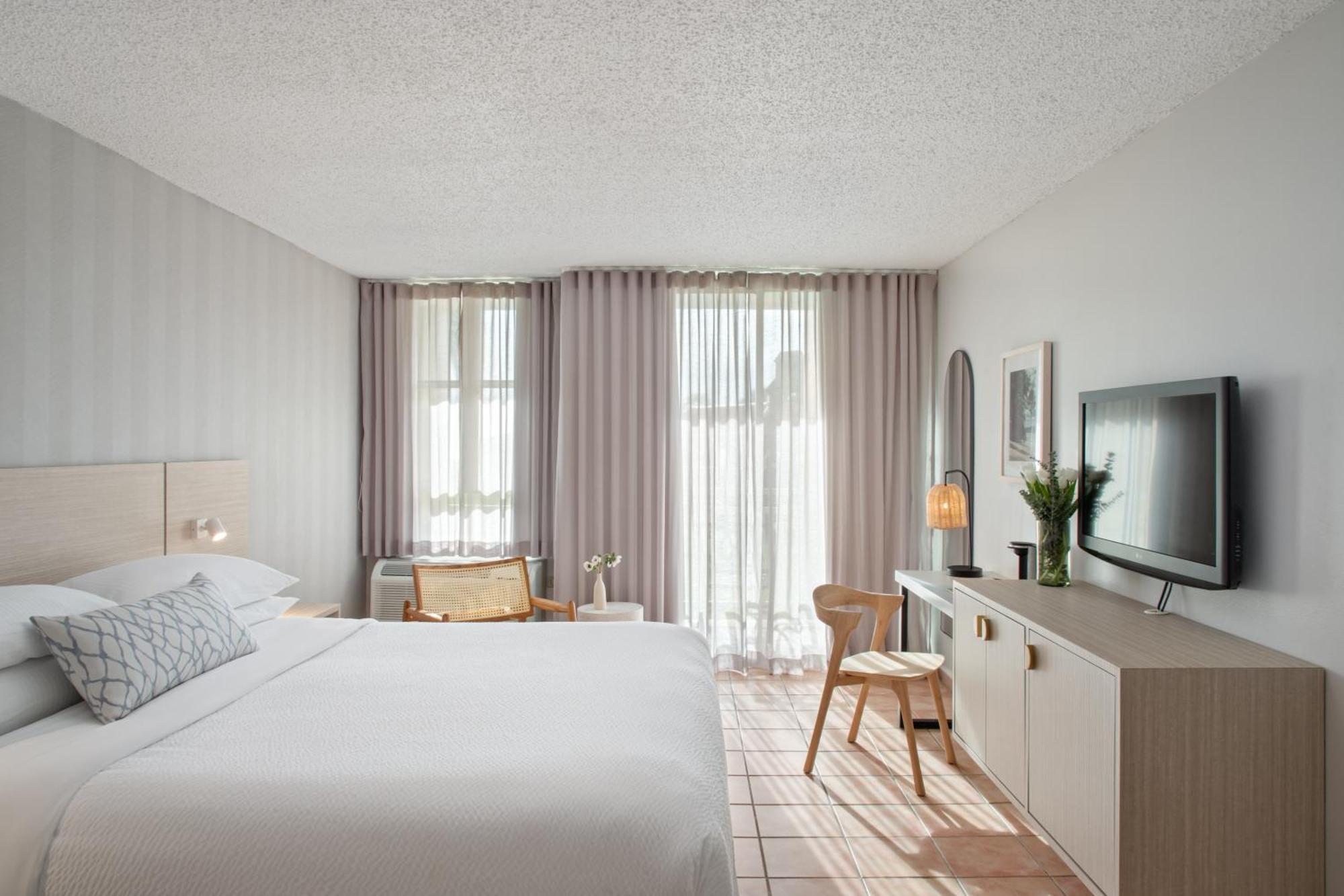 One-Bedroom Suite